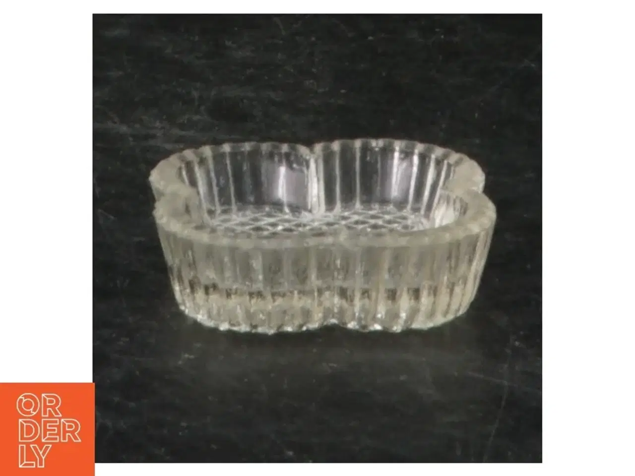 Billede 2 - Glas skål (str. 4,5x4,5 cm)
