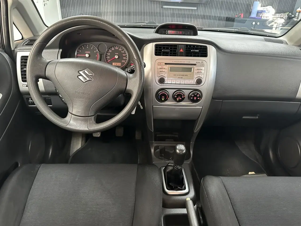 Billede 11 - Suzuki Liana 1,6 106HK 5d