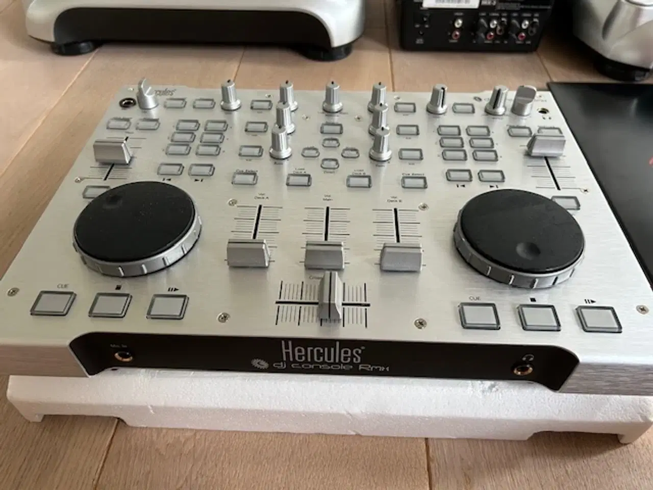 Billede 5 - DJ Controller / Mixer