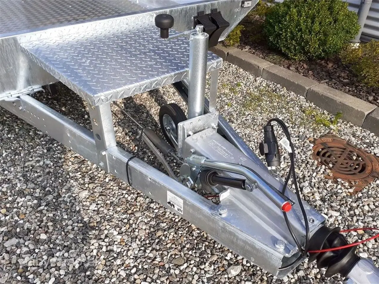 Billede 8 - 0 - Martz Builder 3 4018 Træ/Alu gulv 3500 kg   Maskintrailer Builder 3 4018 3 akslet 3500 kg