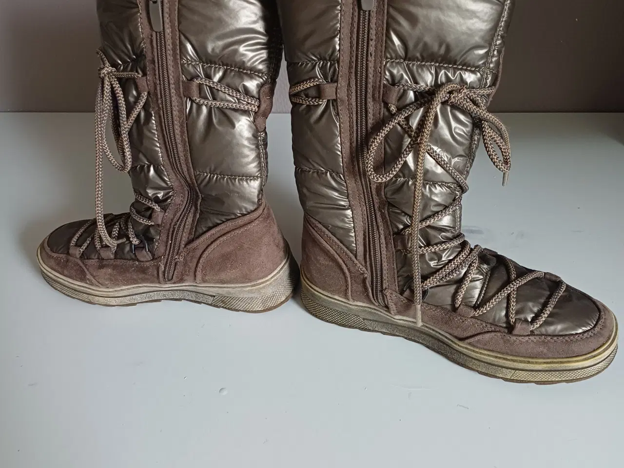 Billede 2 - Brune vinterstøvler med lynlås