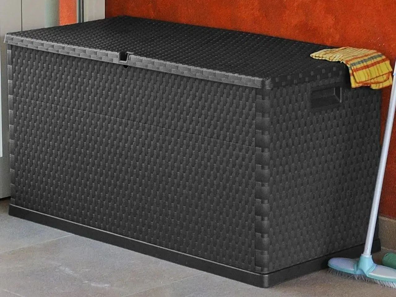 Billede 6 - Udendørs opbevaringkasse 120x56x63 cm polyrattan antracitgrå