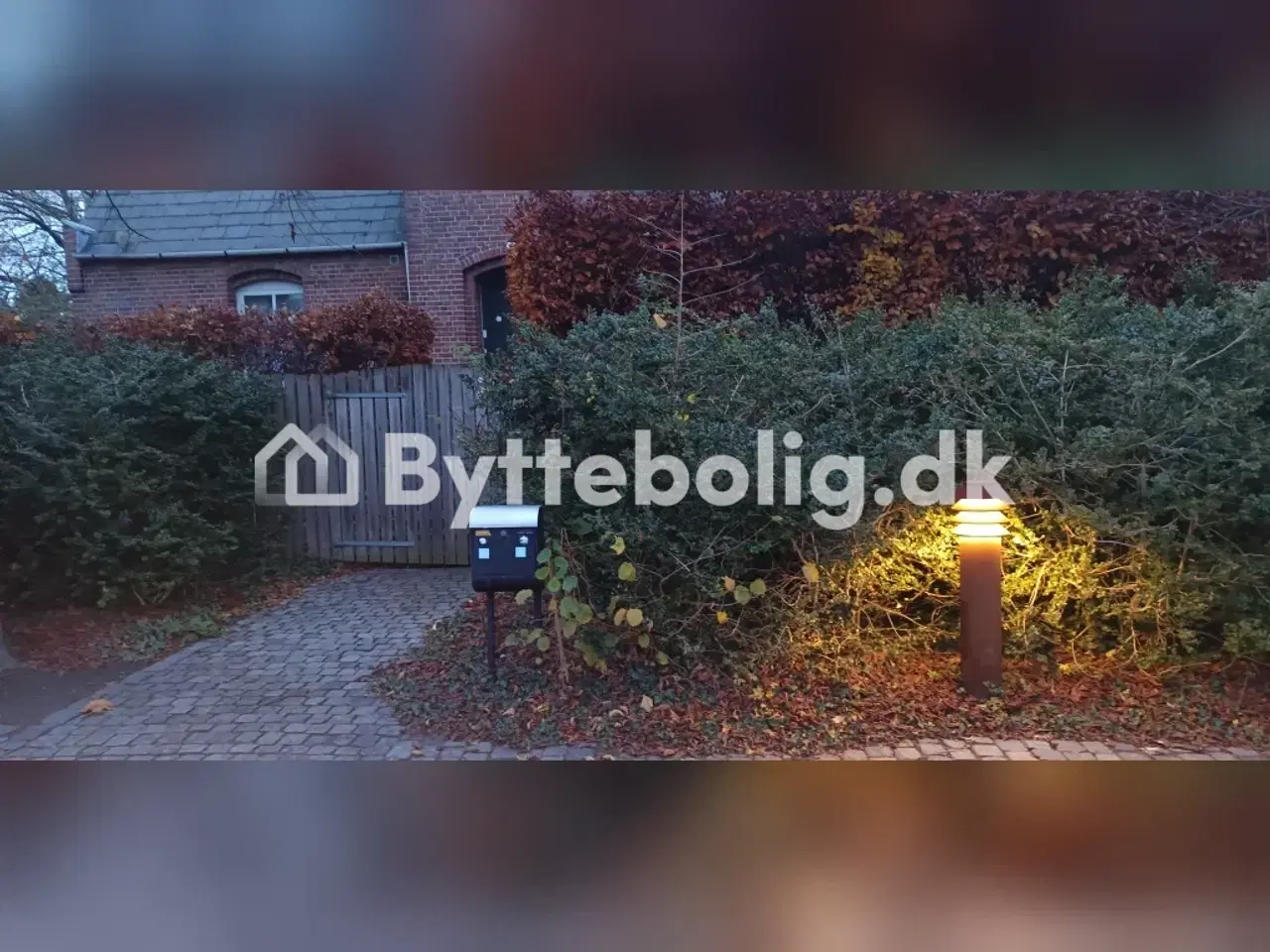 Billede 3 - Hus med have i grønne omgivelser