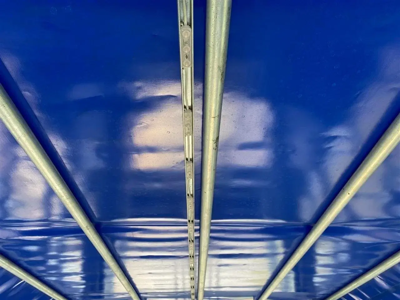 Billede 7 - Jyfa 8 mtr. med hydr. Kreaturvogn