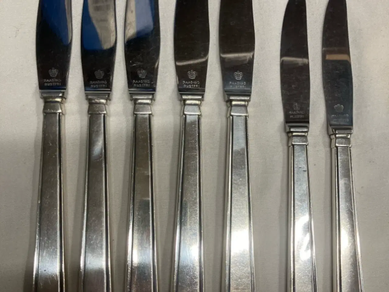 Billede 1 - Astoria middagsknive og frokostknive 
