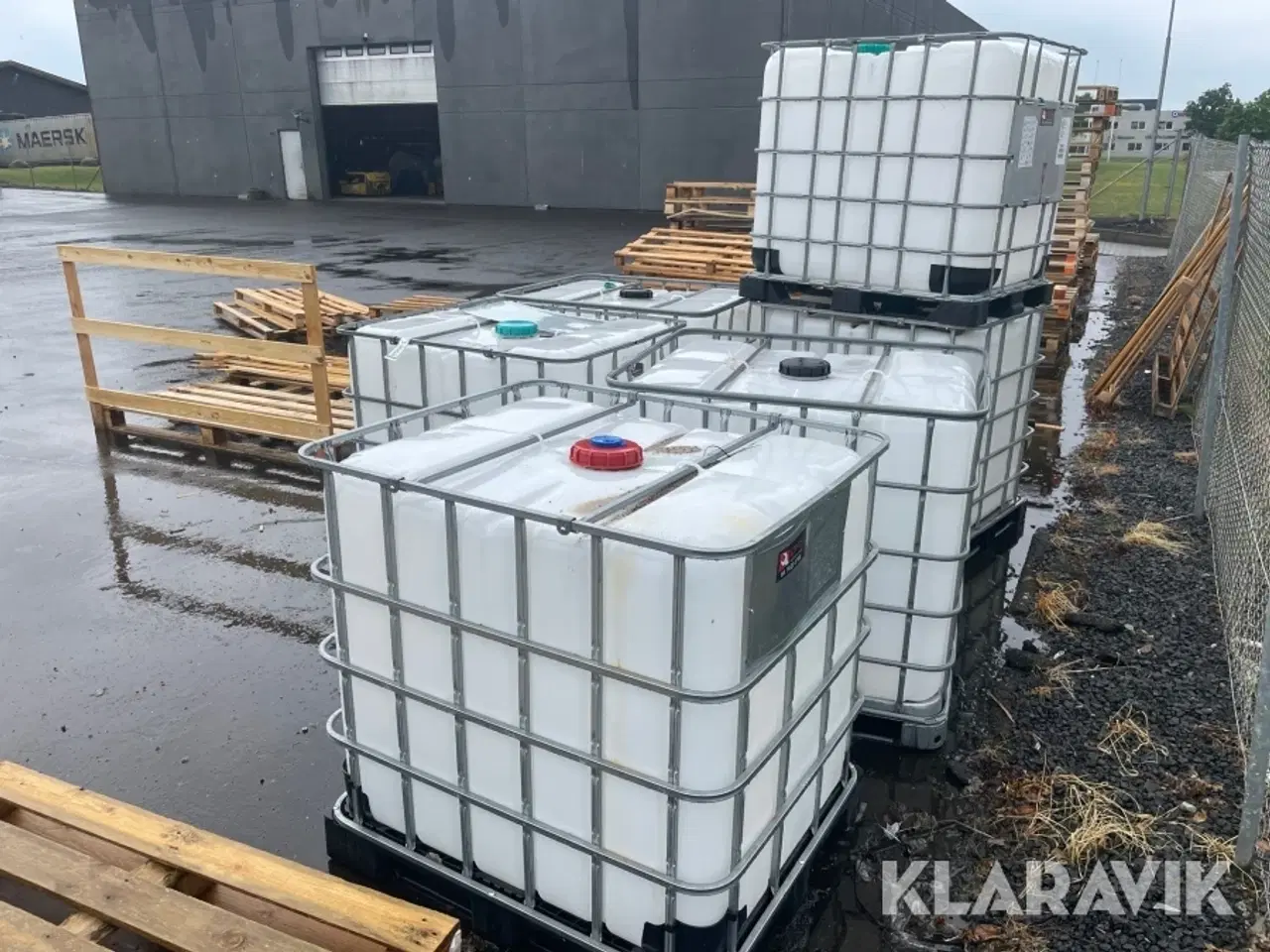 Billede 4 - Vandbeholdere 1000 Liter 6 styk