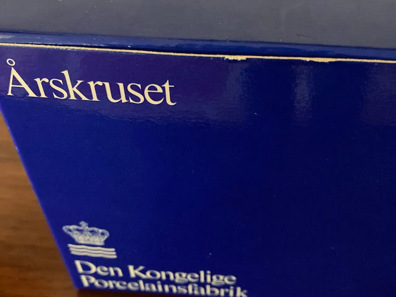 Billede 2 - Årskrus 1980 - aldrig brugt - julegave?