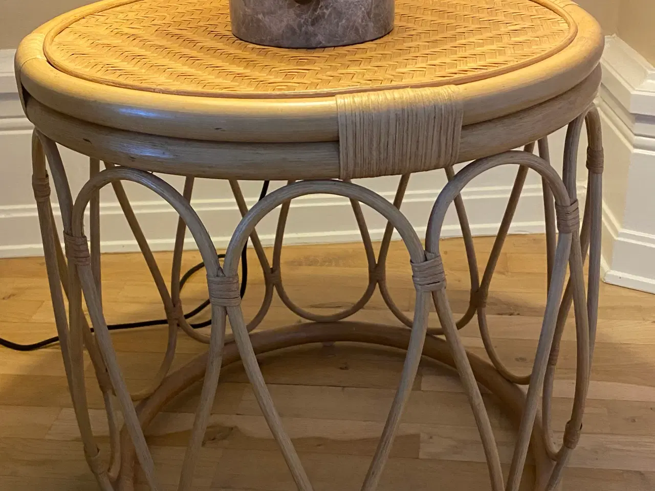 Billede 1 - Sidebord i naturflet