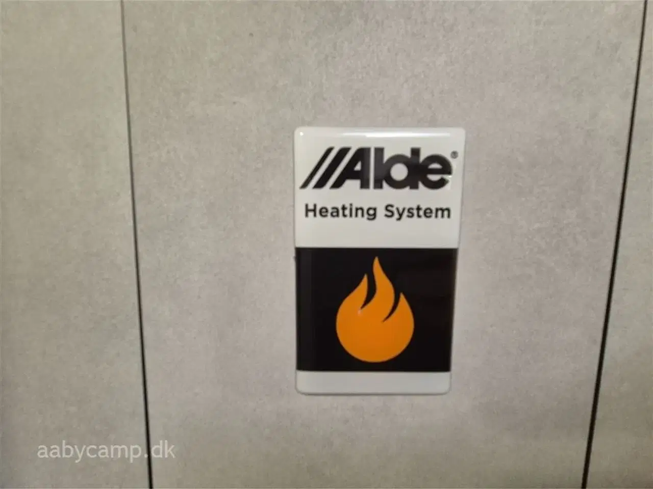 Billede 27 - 2026 - Benimar Amphitryon 967   Top model Fra Benimar med Alde Centralvarme