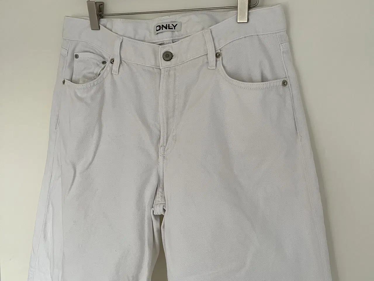 Billede 2 - Hvide bukser