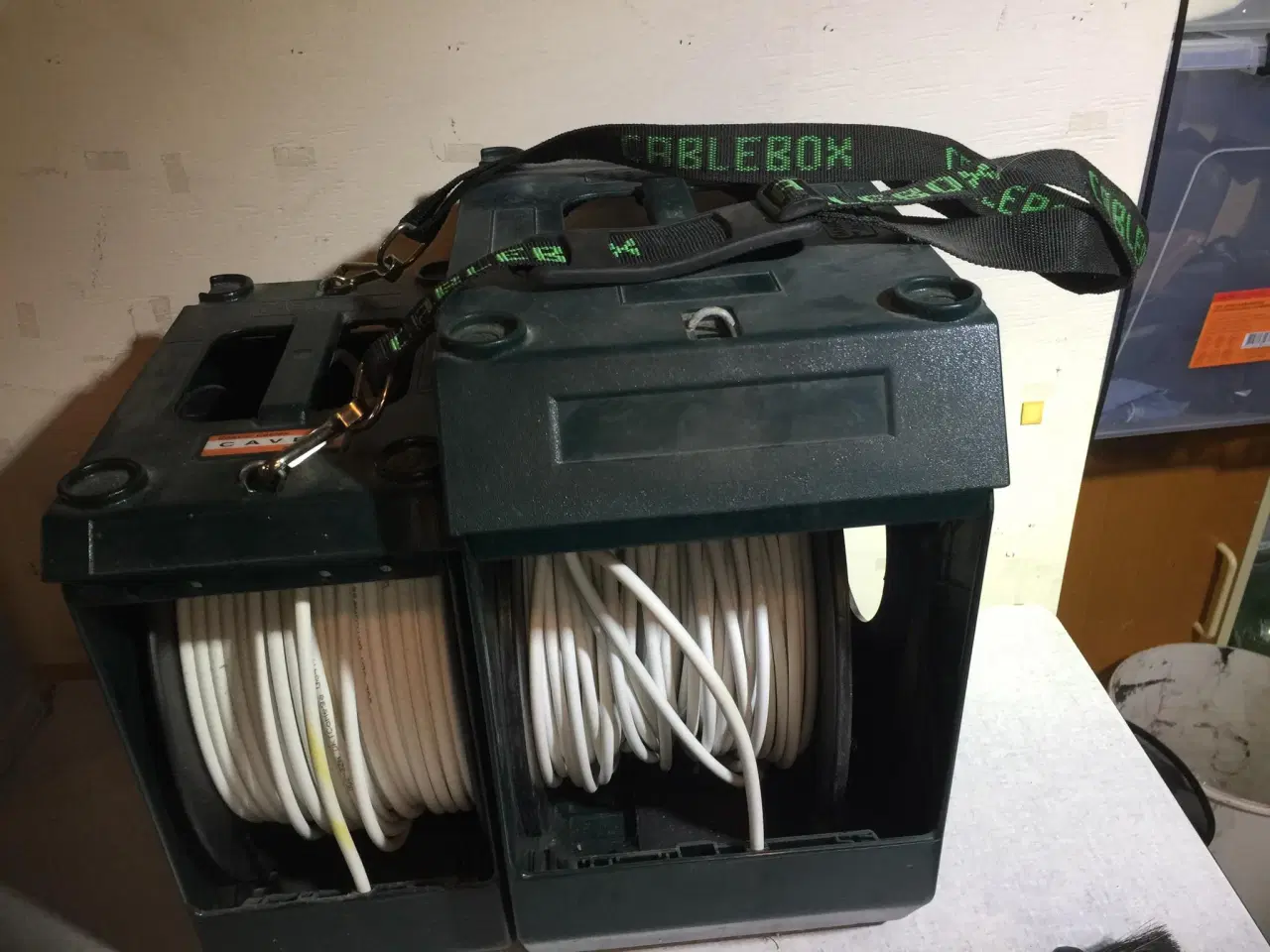 Billede 1 - COAX/KABEL HOLDER AFRULLER + kabel 