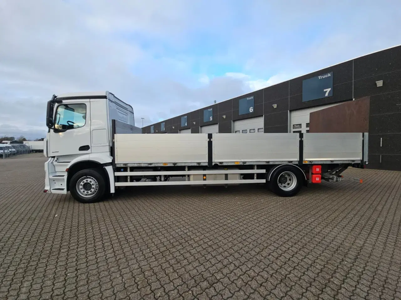 Billede 7 - Mercedes Actros 1845, Fast lad