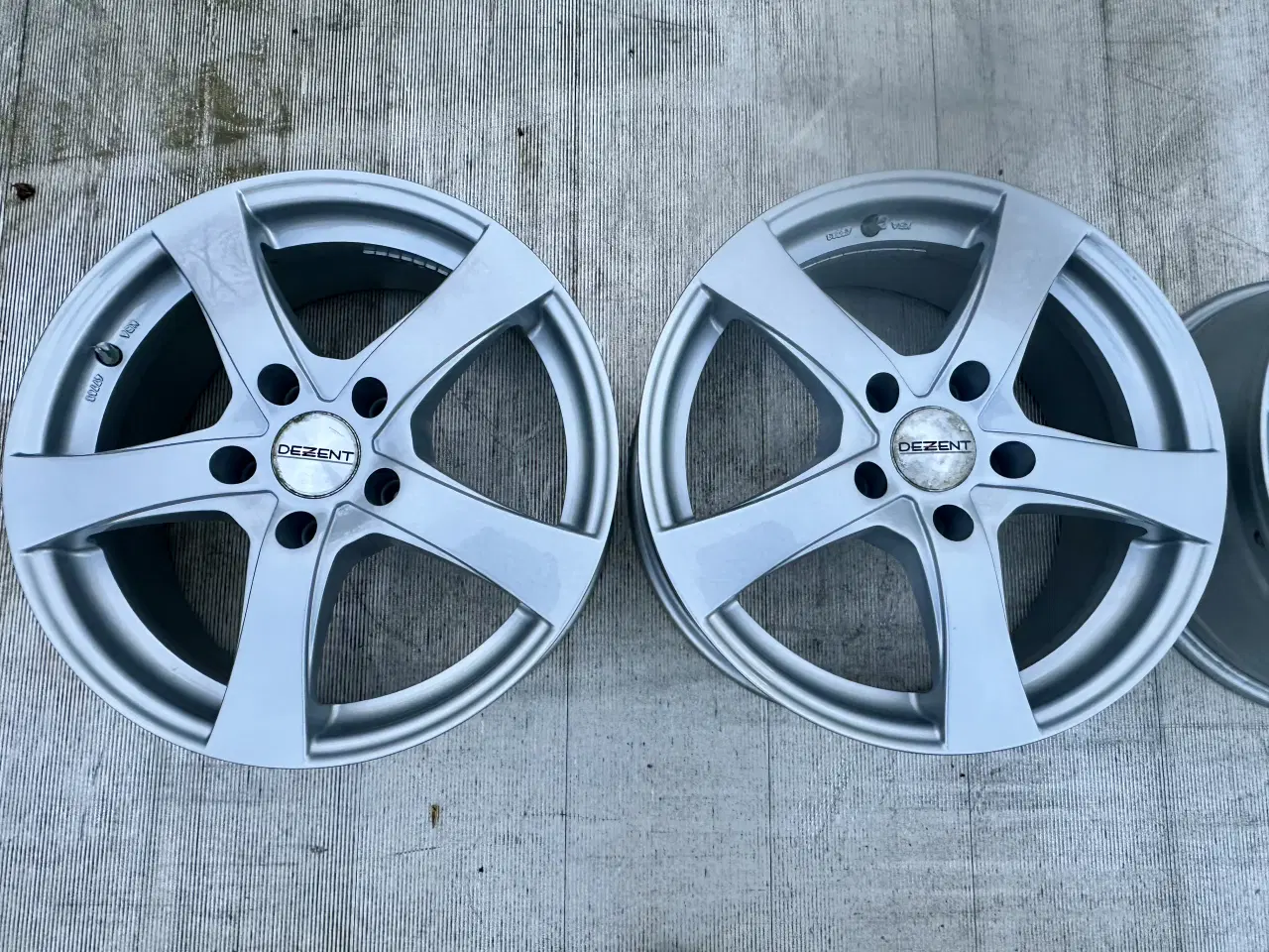 Billede 5 - Alufælge DEZENT R17 5x120