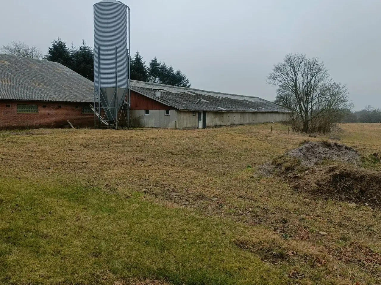 Billede 2 - - - - Silo (Måske MHJ) men nok en Dacs silo,