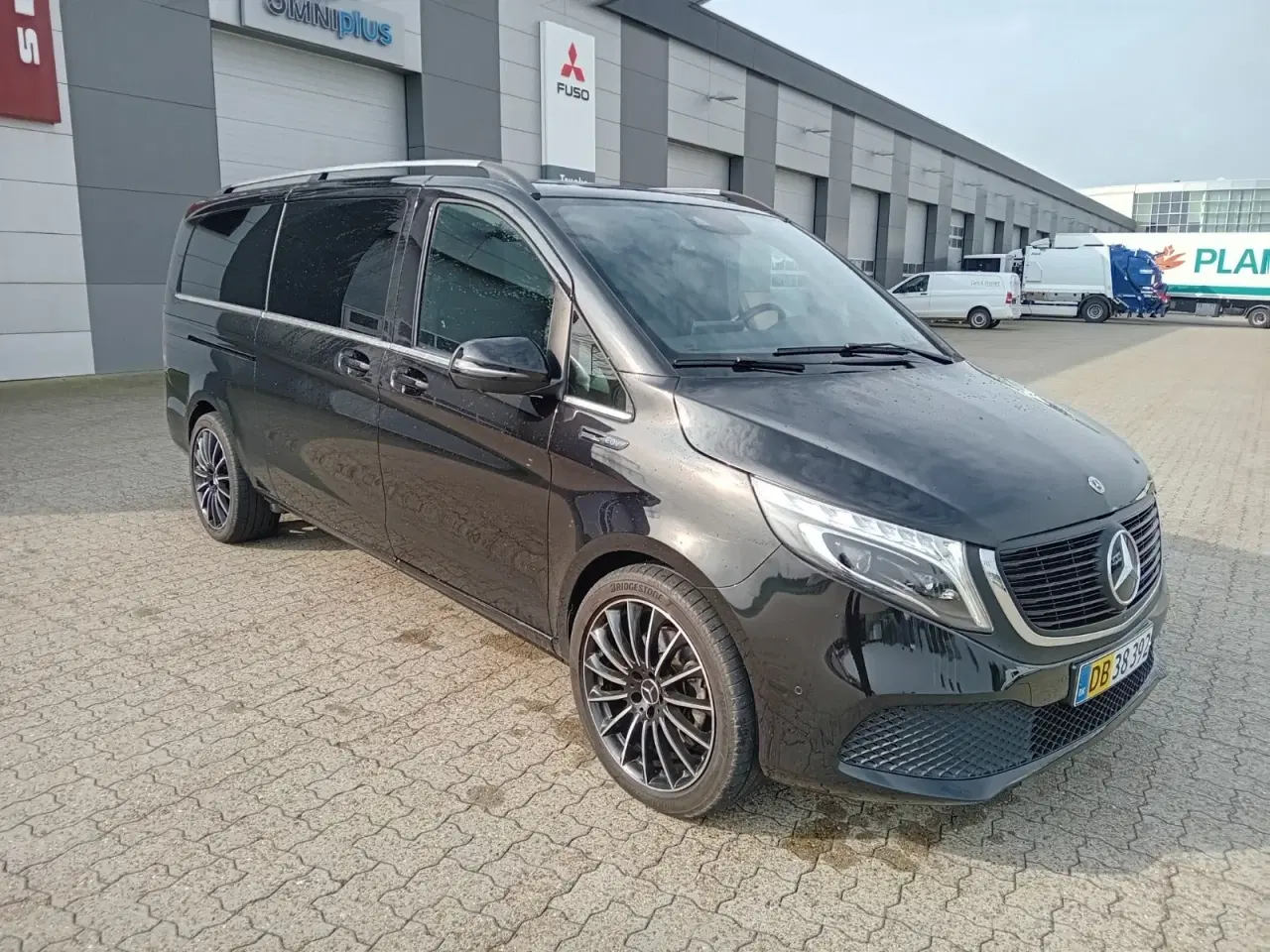 Billede 2 - Mercedes EQV300  XL Van