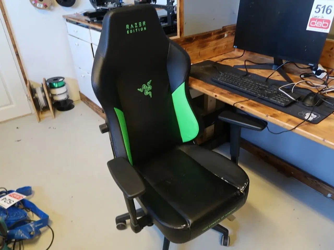 Billede 2 - Samsung LF24T370FWR 24" skærm + keyboard, mus, headset & gamerstol