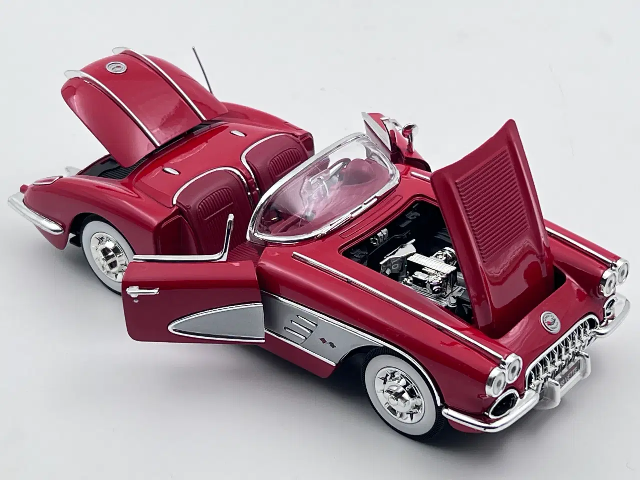 Billede 5 - 1958 Chevrolet Corvette 1:18 