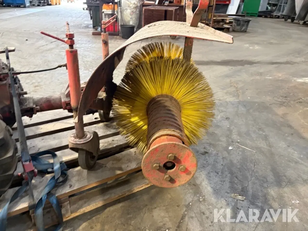 Billede 10 - Fejemaskine