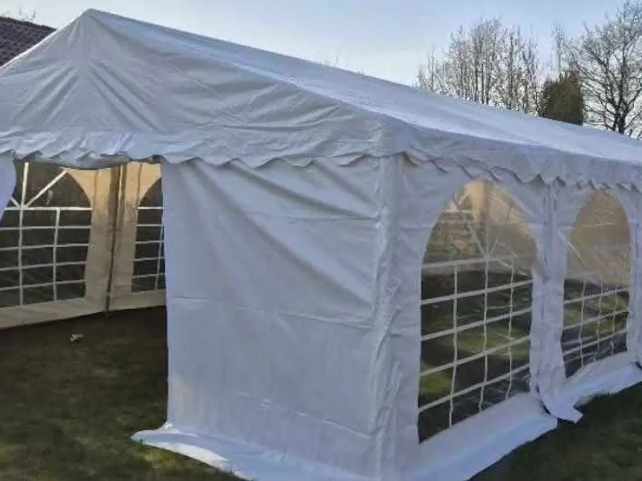 Billede 1 - Partytelt Udlejes 