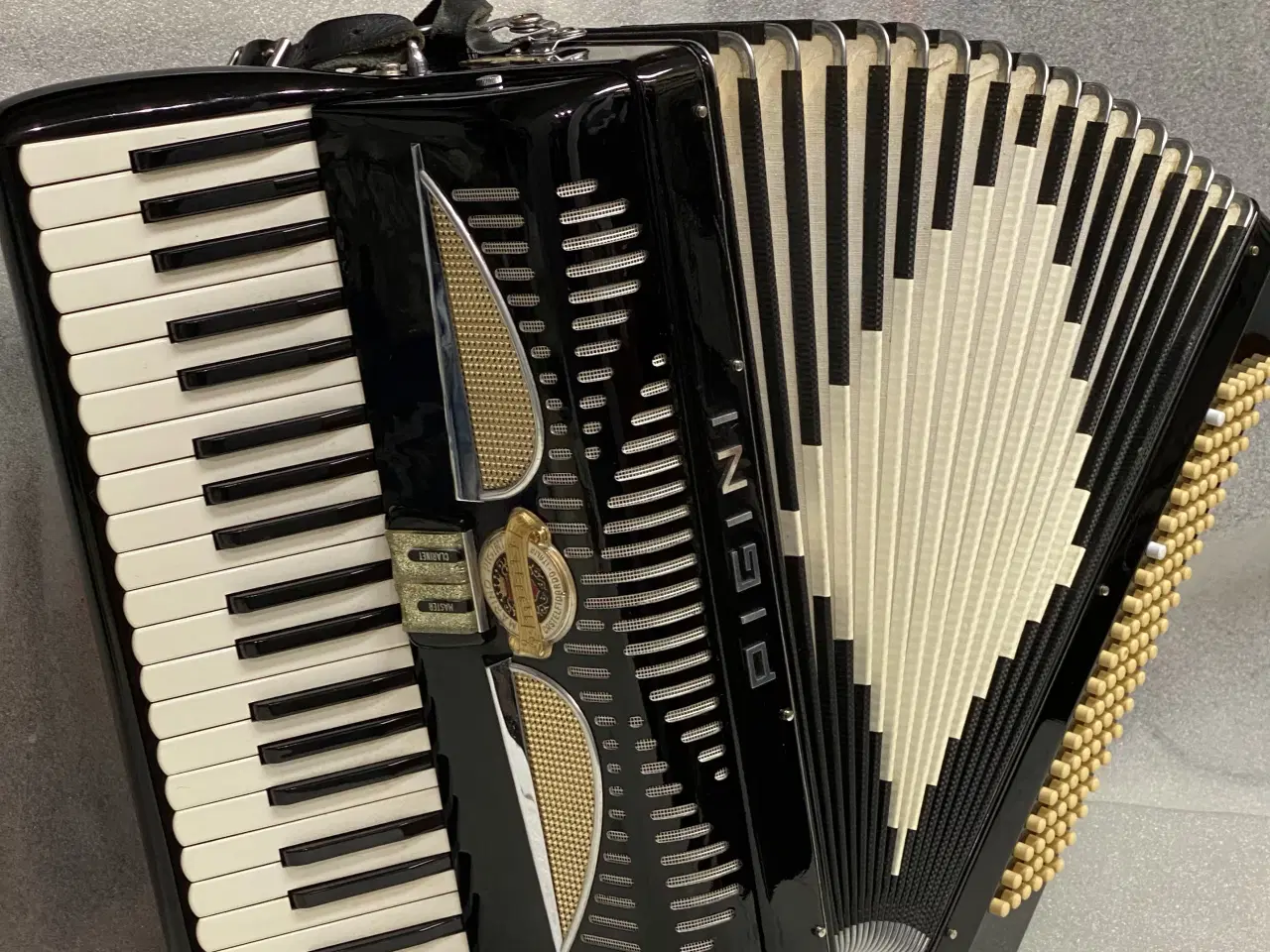 Billede 9 - PIGINI tangharmonika – 41/120 – kompakt og let