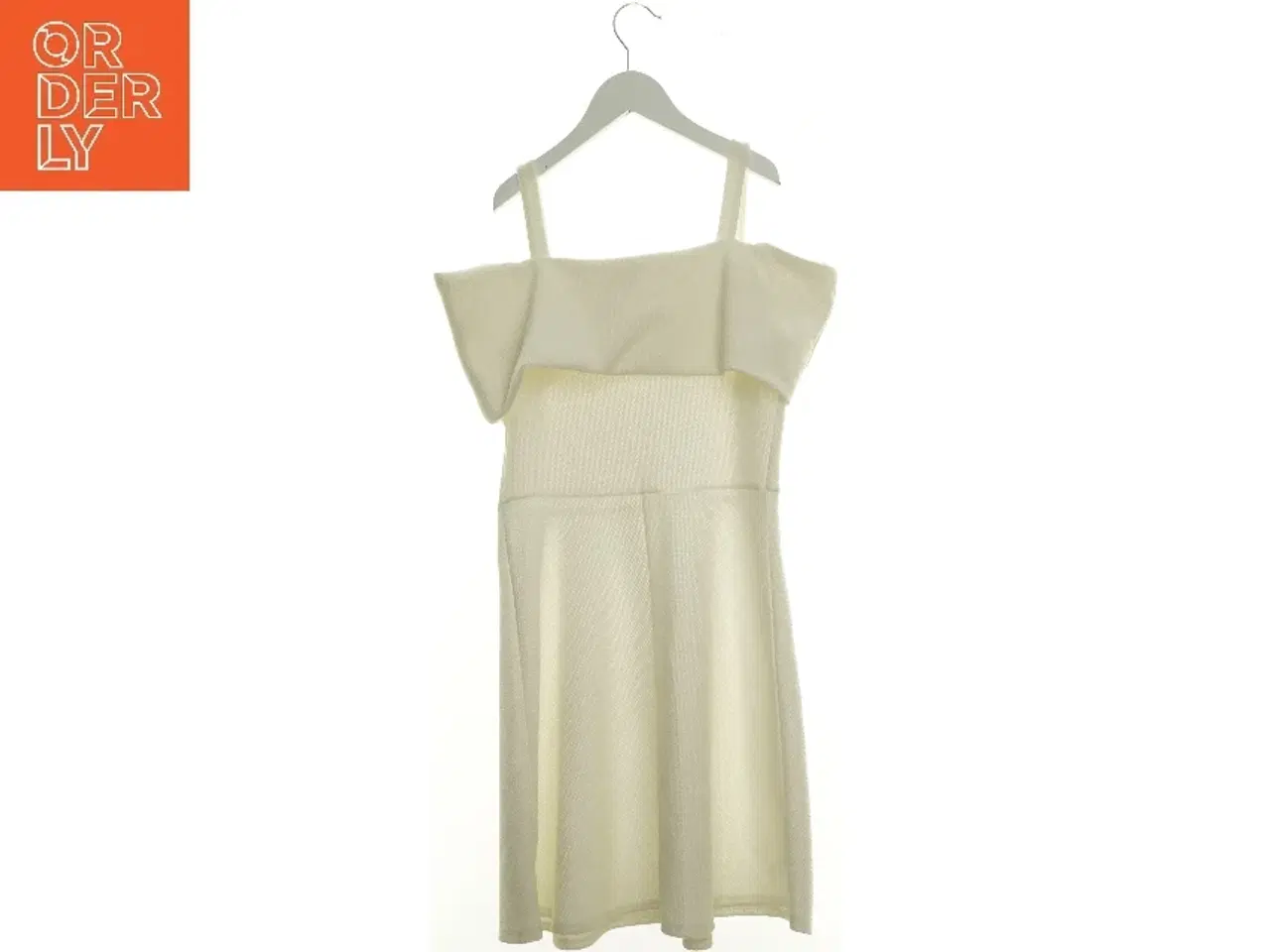 Billede 2 - Kjole fra River island (str. 146 cm)