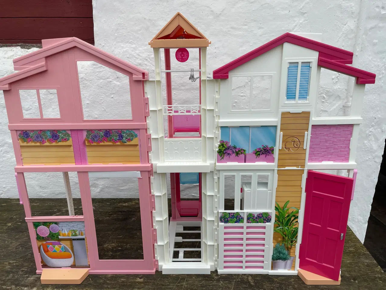 Billede 7 - Barbiehus med tilbehør