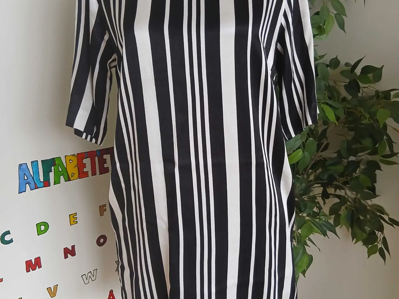 Billede 1 - Kjole. Day Birger et Mikkelsen. Small/36