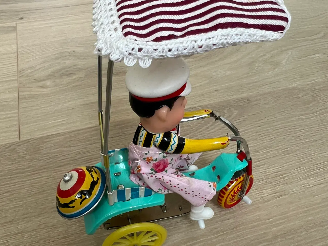 Billede 2 - Blik-legetøj i original emballage, Clockwork, Tric