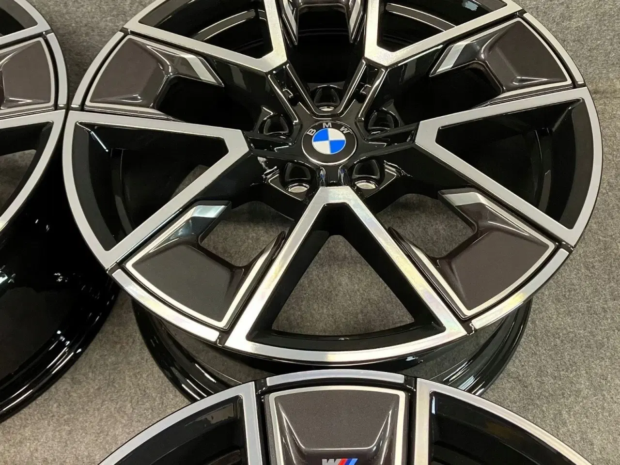 Billede 4 - ALUFÆLGE BMW i4 G26 858M 18"