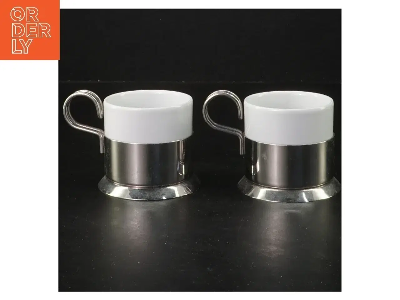 Billede 1 - Sæt af porcelænskrus fra Menumed metalhåndtag (str. 6 cm)