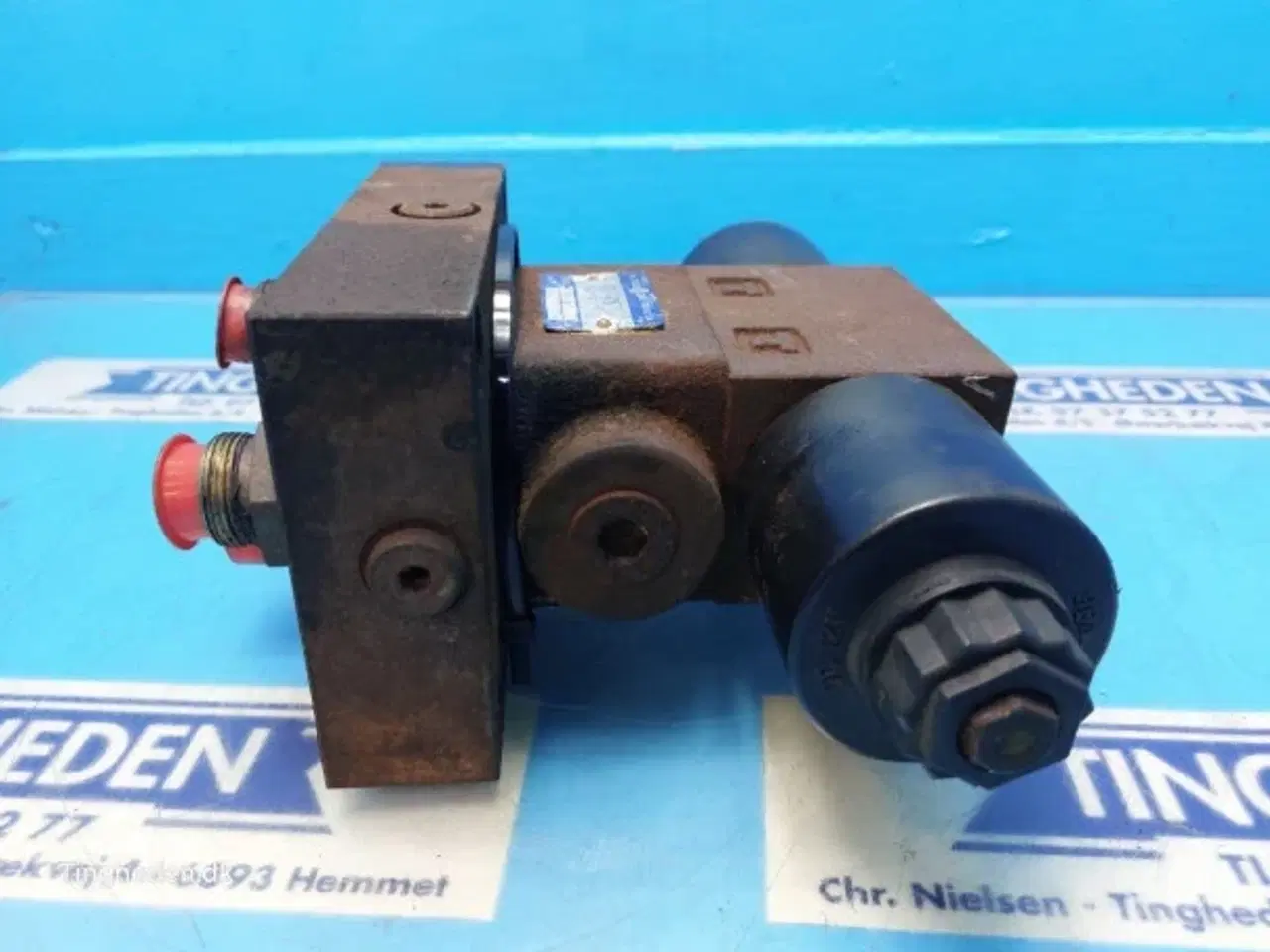 Billede 4 - New Holland FX38 Ventilblok 84069154