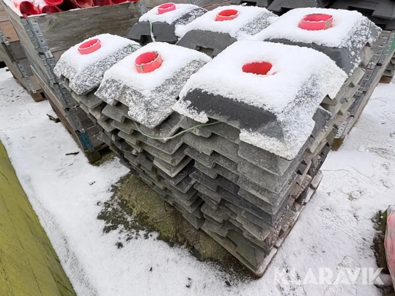 Billede 8 - Afspærring 2 paller fødder - 3 paller stolper