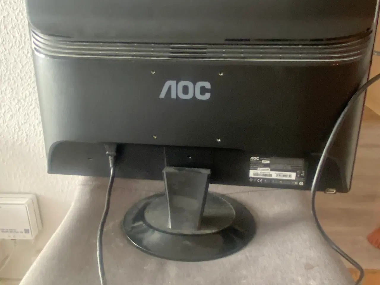 Billede 2 - AOC LCD skærm model 2236Vwa. 