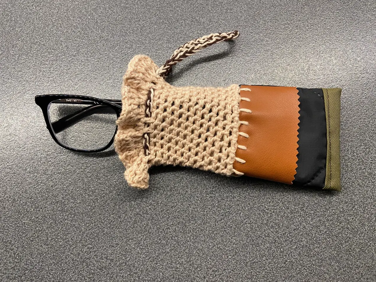 Billede 1 - Elegant Brilleetui håndkraft