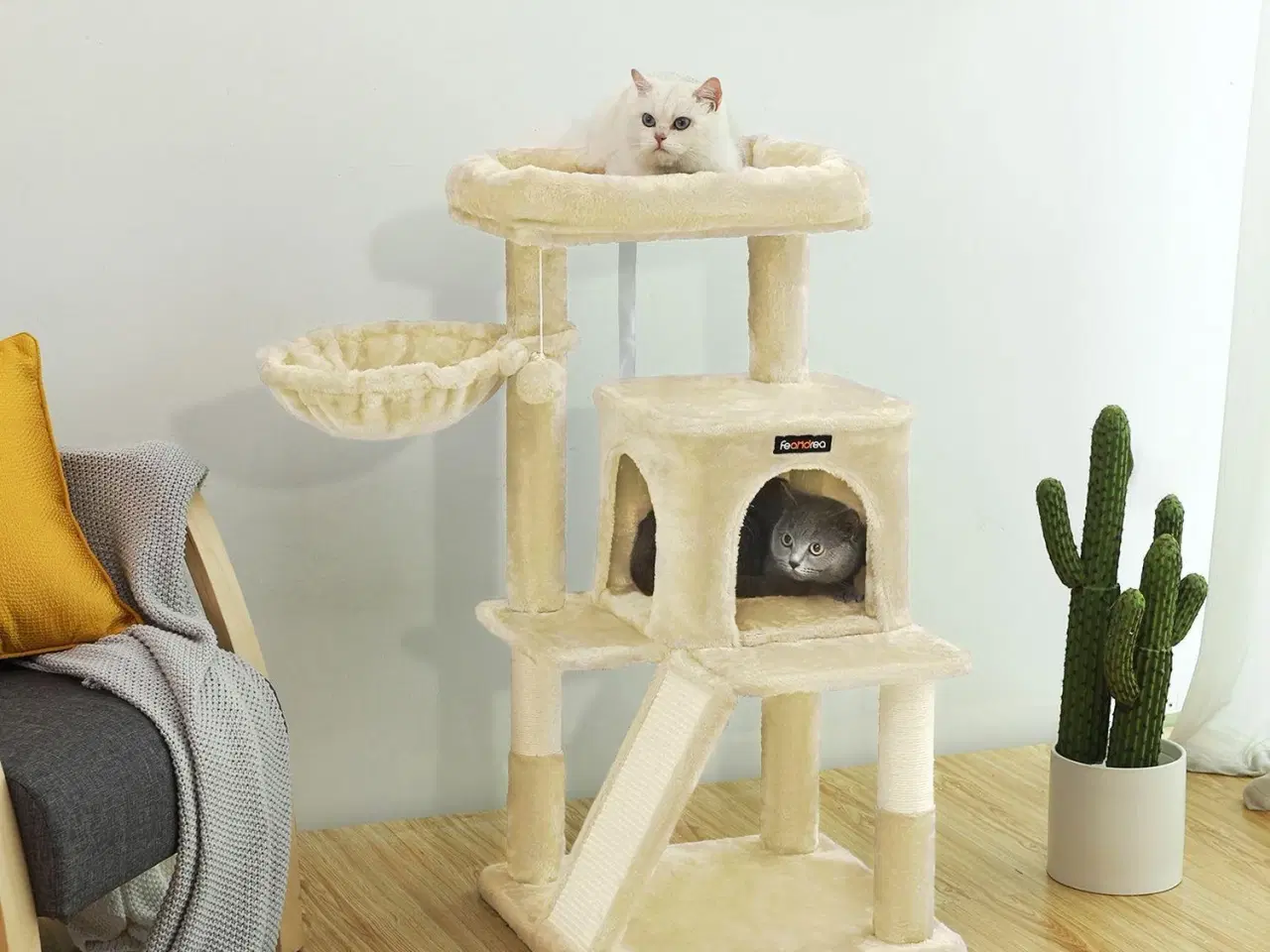 Billede 3 - Kattetræ med ekstra bred liggeplads – beige PCT51M