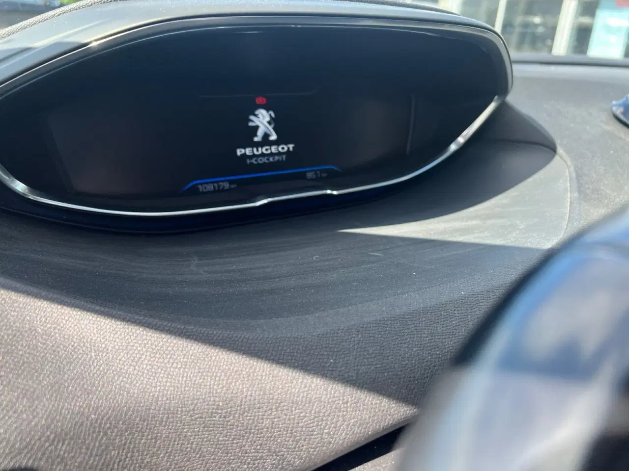 Billede 4 - Peugeot 5008 1,2 PureTech 130 Allure 7prs