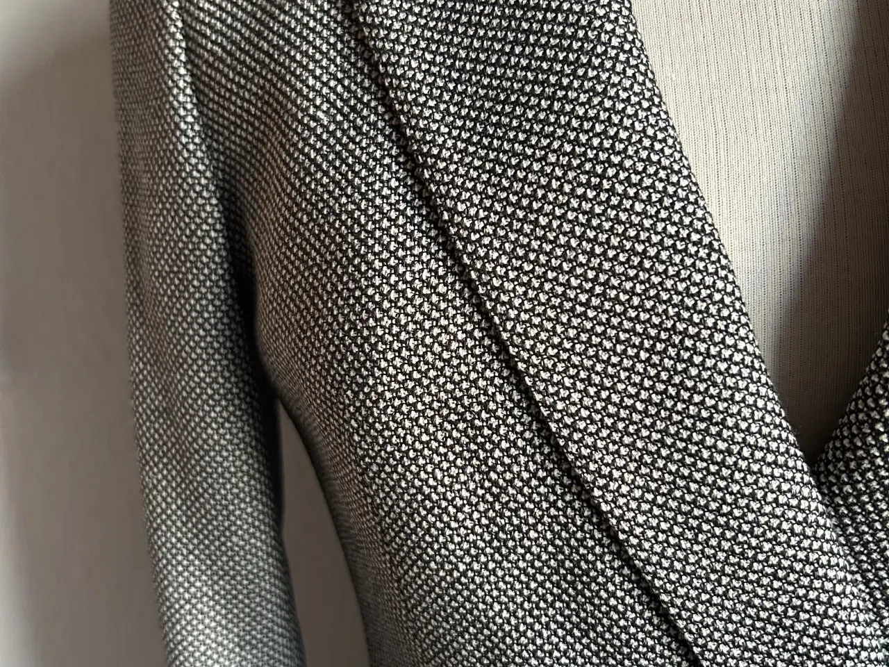 Billede 5 - Jakkesæt. Suistudio. Travel suit. 