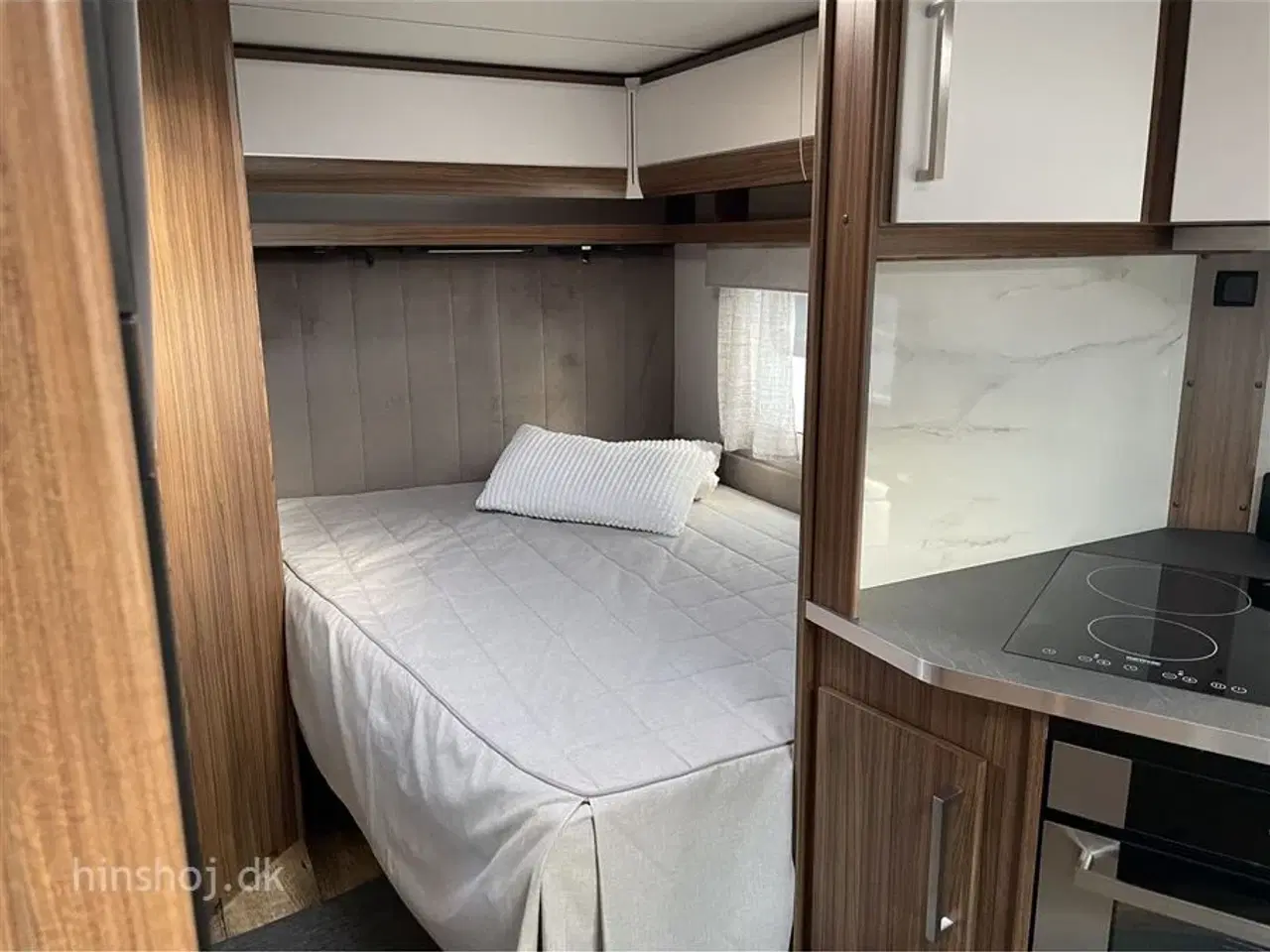 Billede 3 - 2024 - Polar Customized 560 FWA   Topmodel af Polar med alt i udstyr fra Hinshøj Caravan A/S