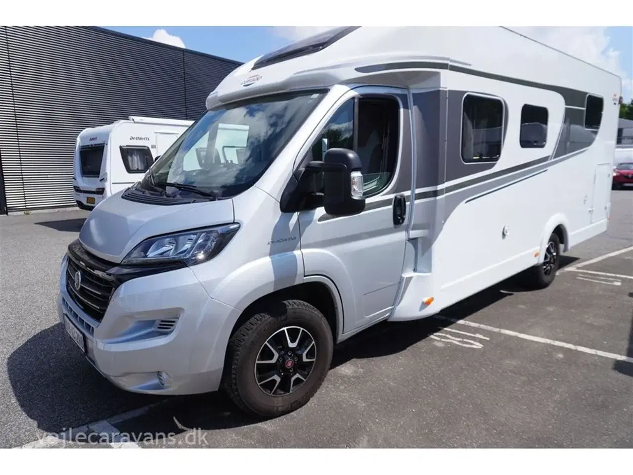 Billede 3 - 2021 - Carado T 447 Clever Plus "All-in"