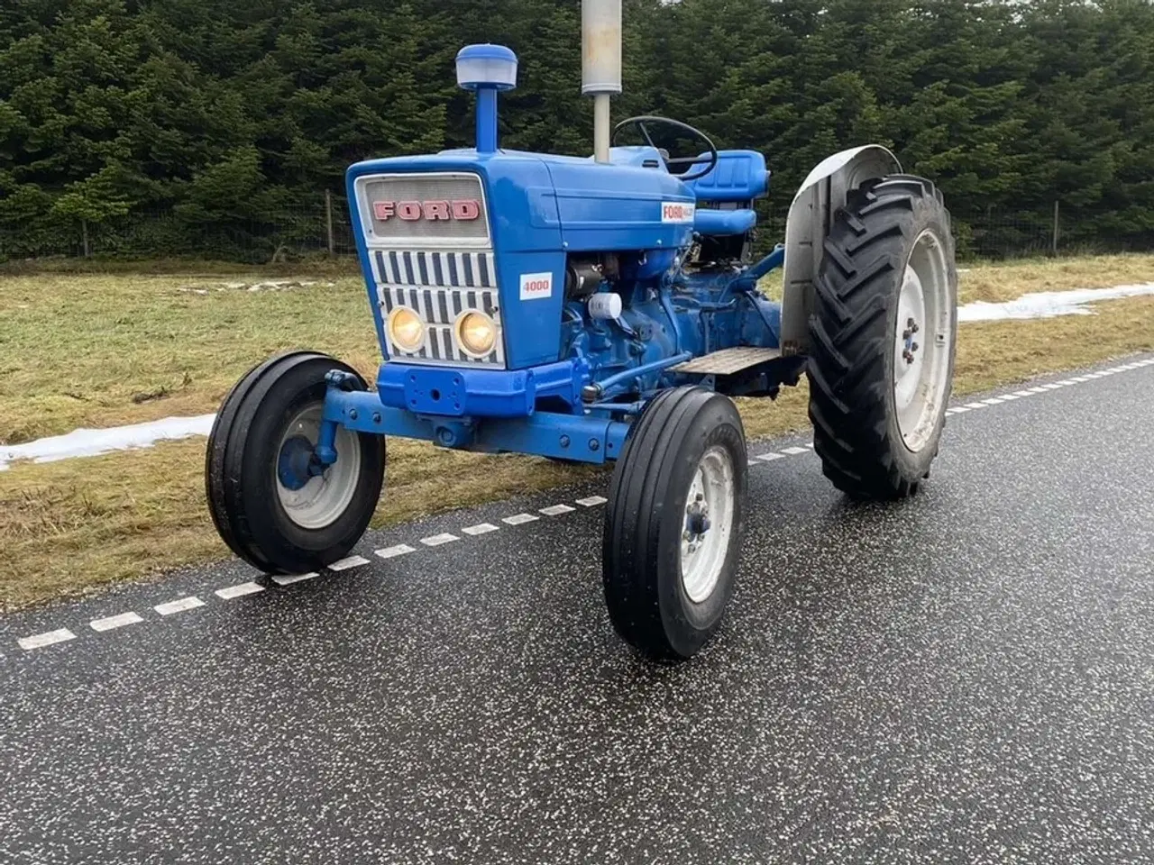 Billede 2 - Traktor Ford 4000