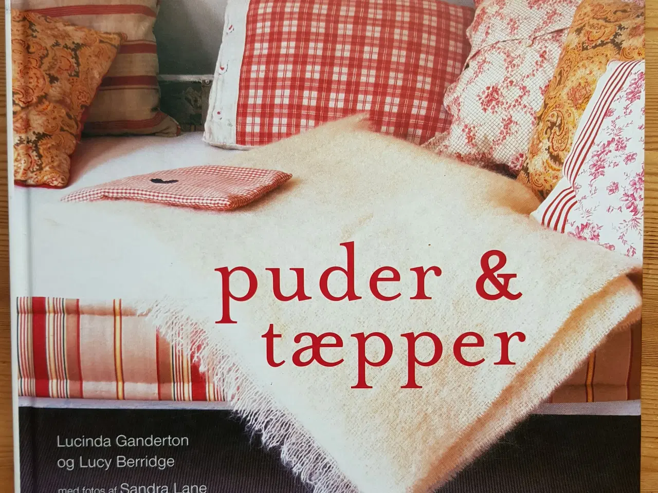 Billede 4 - Forny din bolig med tæpper, puder, gardiner mm