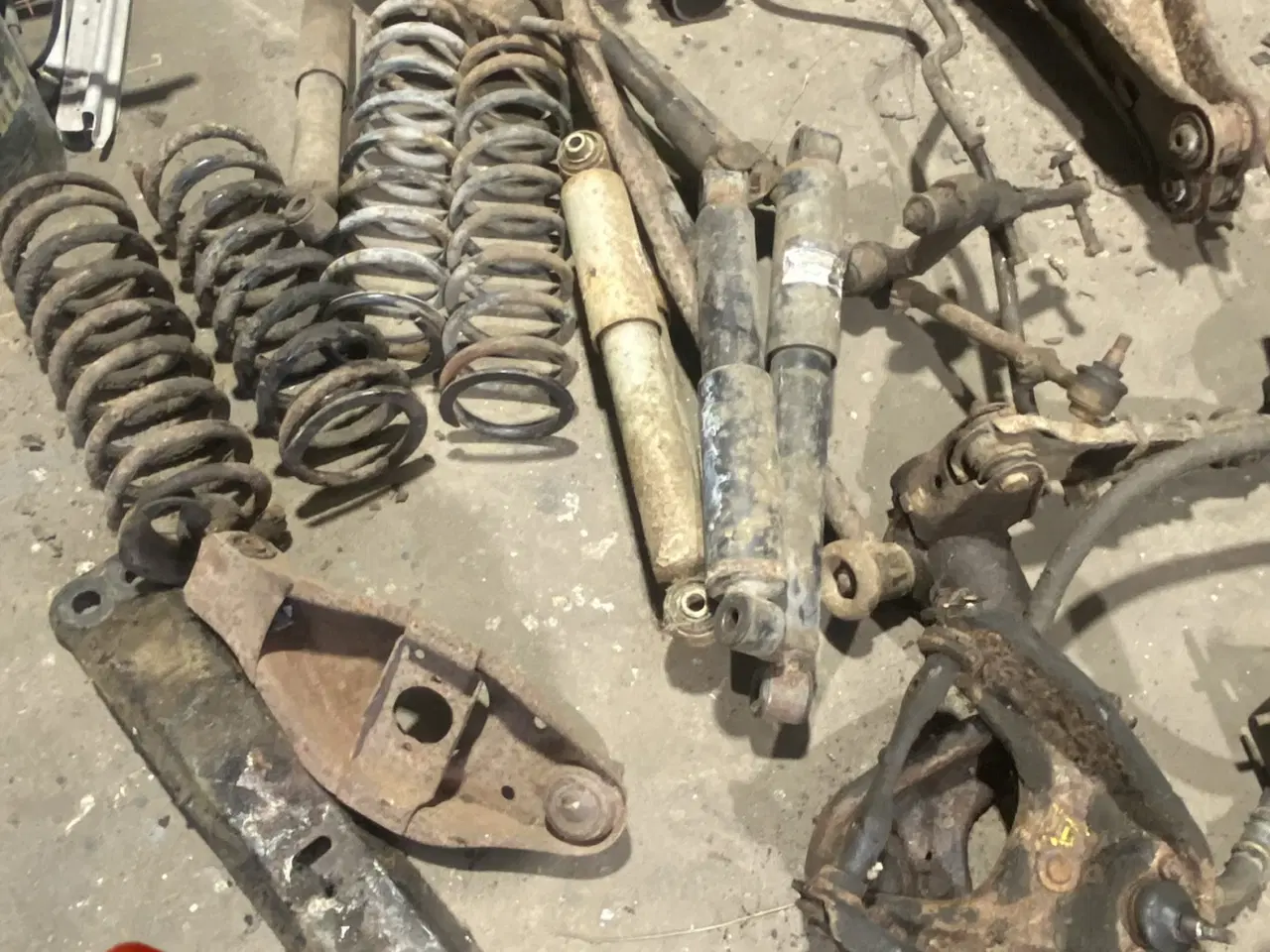 Billede 3 - Opel rekord 1900c og commodore reservedele. 