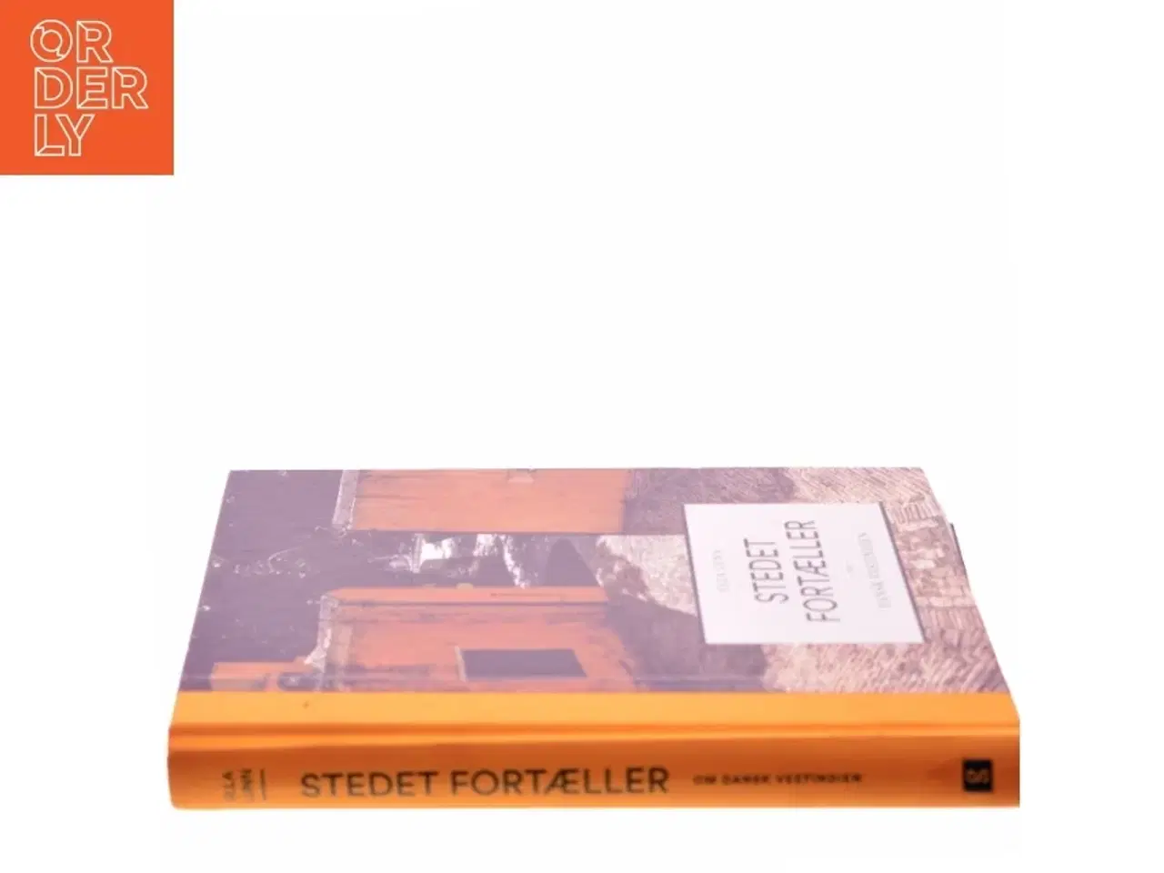 Billede 2 - Stedet fortl̆ler af Ulla Lunn (Bog)