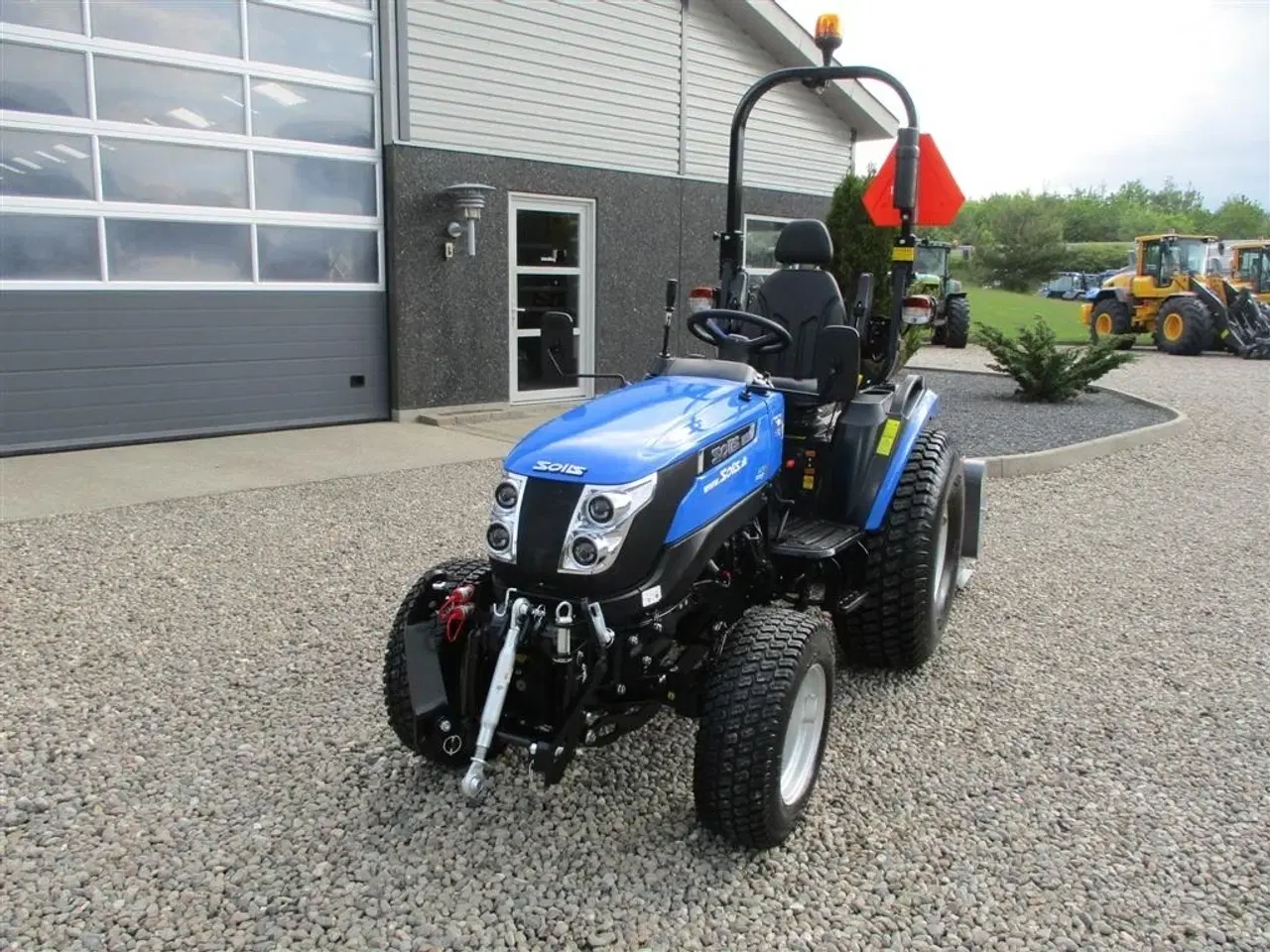 Billede 13 - Solis 26 HST med Frontlift & FrontPTO