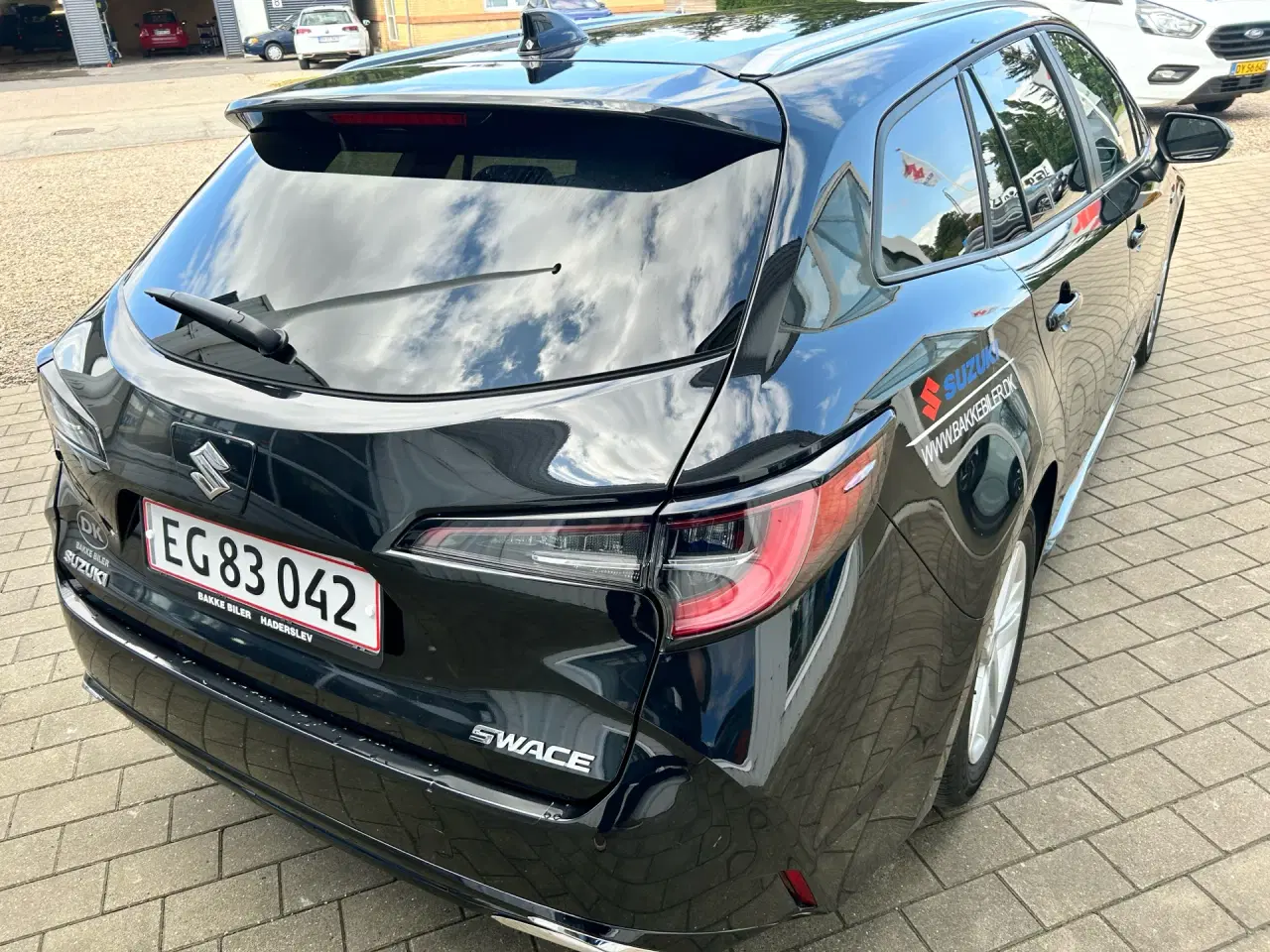 Billede 4 - Suzuki Swace 1,8 Hybrid Active E-CVT 122HK Stc Trinl. Gear