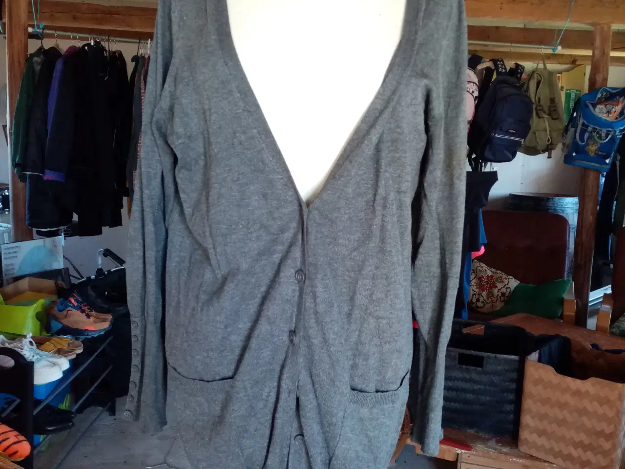 Billede 4 - Blandet tøj i str L/XL 10 dele 300 kr