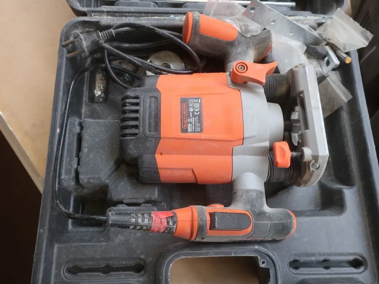 Billede 2 - Overfræser og elhøvl BLACK + DECKER og FALKE