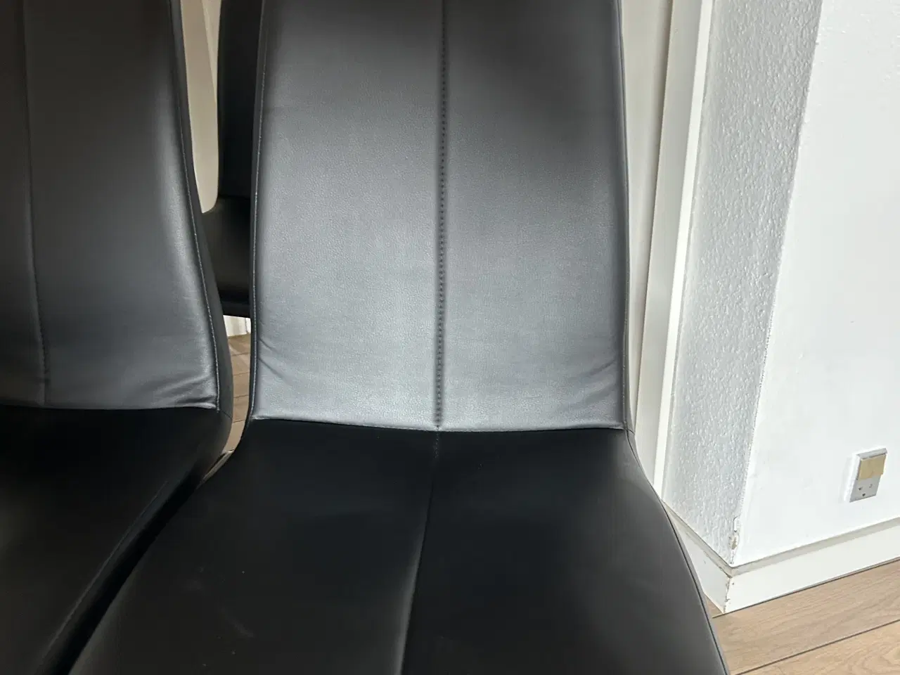 Billede 7 - Spisebordsstole 8 stk sort 