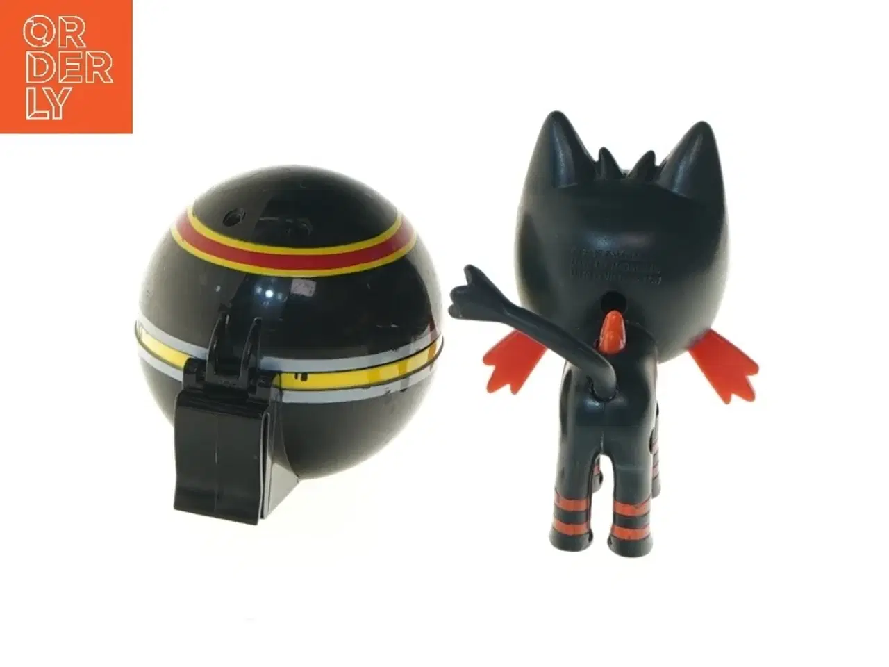 Billede 4 - Pokemon figur og Pokeball (str. Ø 6,5 og 8,5 cm)