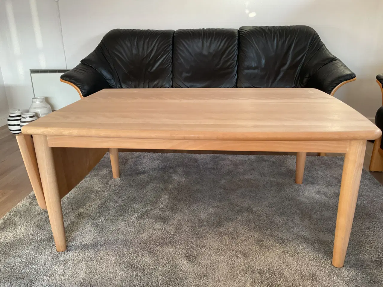 Billede 1 - Sofabord sæbe bøg